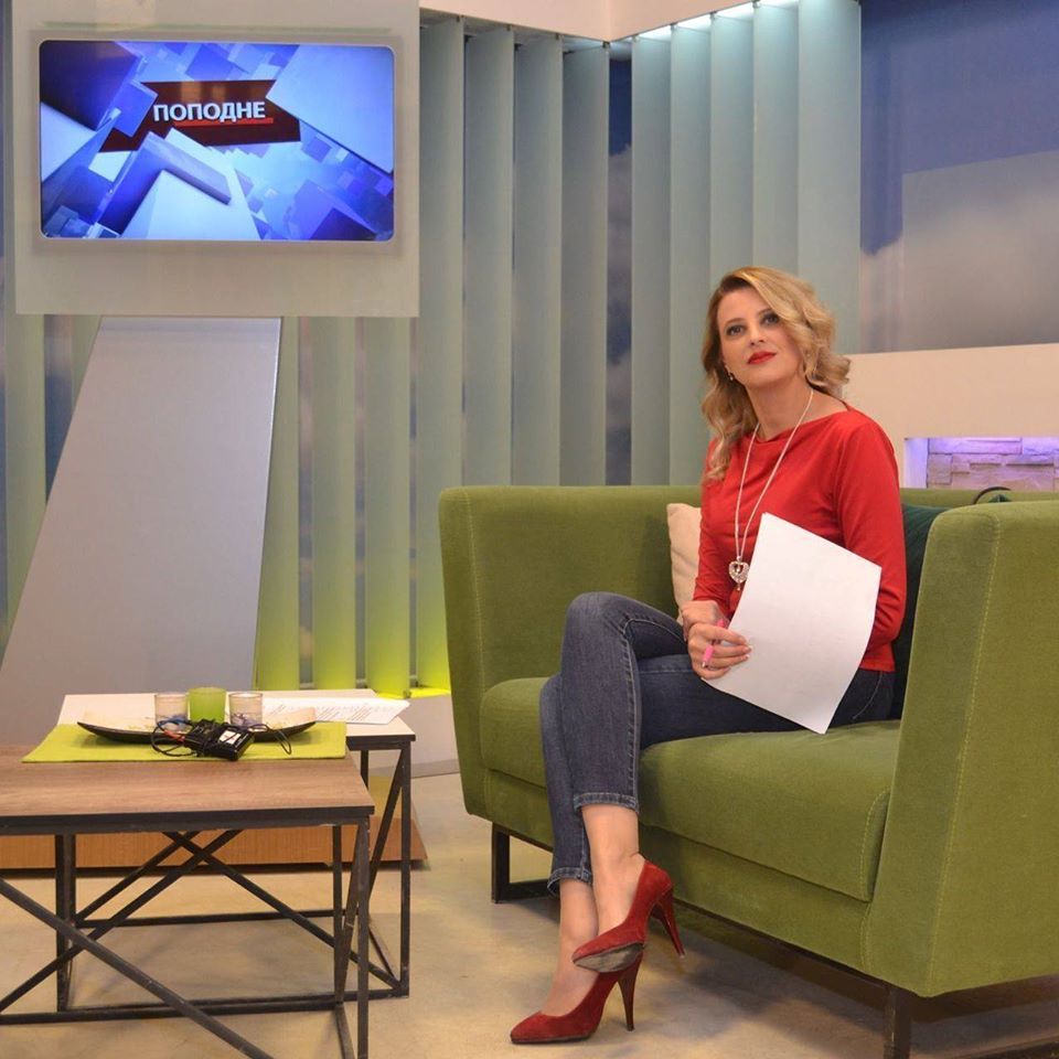 Srpska: RTK gaboi me largimin e gazetares, Kushtetua lejon përdorimin e termit “Kosova dhe Metohija”