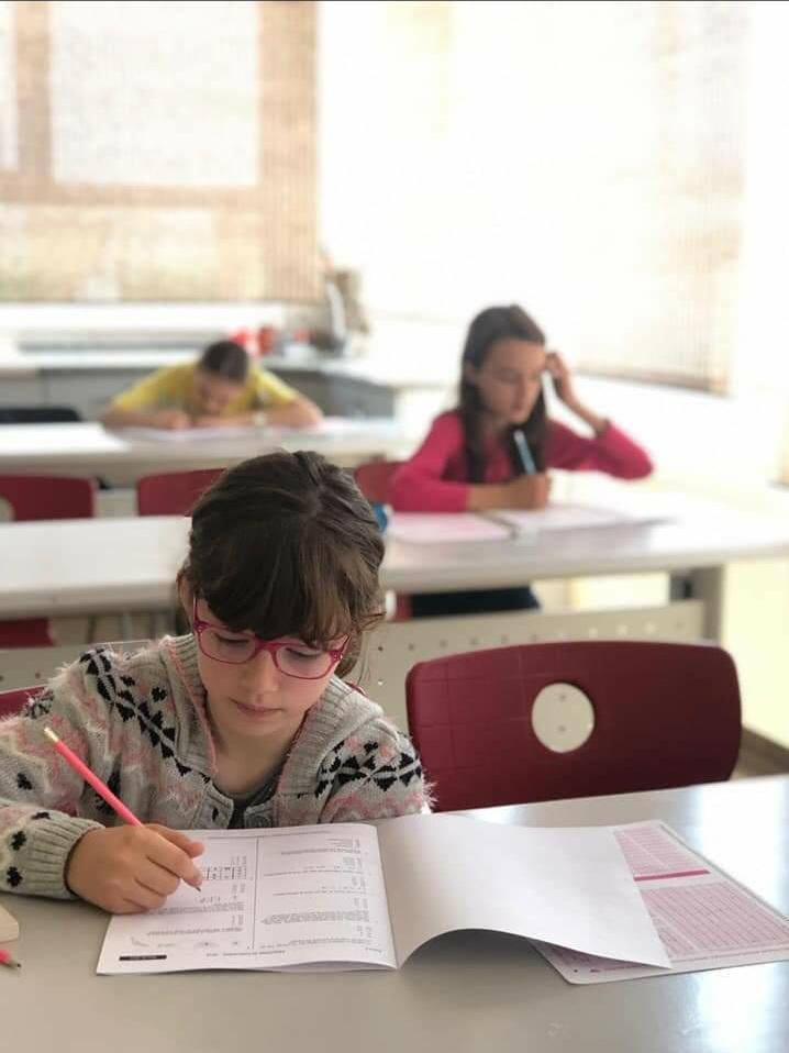 “E nesërmja ju përket atyre që mundohen për të sot, ndërsa pasaportë e së ardhmes është edukimi i mirëfilltë”