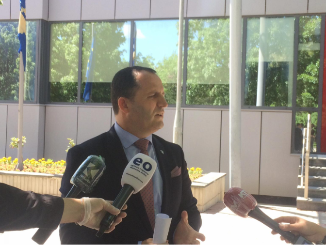 A mund të shtyhet lehtësimi i masave për fazën e dytë?