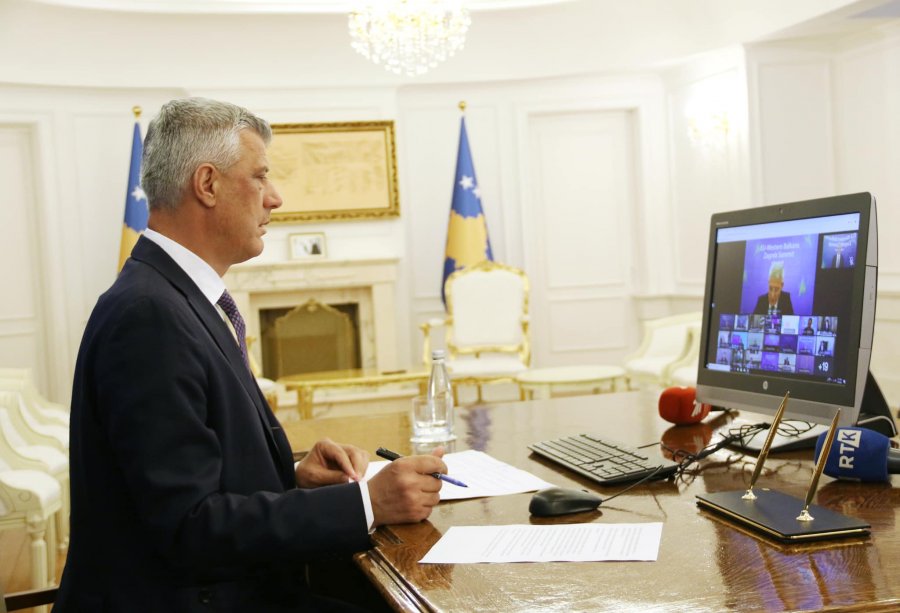 Thaçi kërkon liberalizimin e vizave për kosovarët në Samitin e Zagrebit