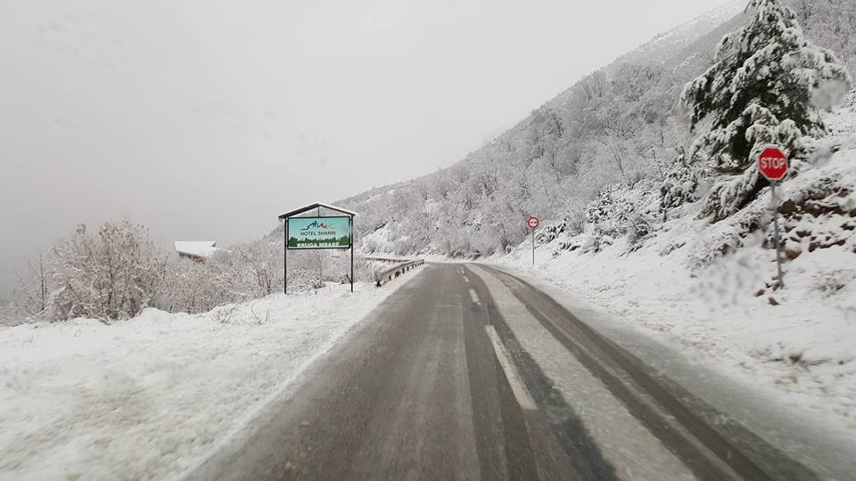 “Ka pasur shembje masive”, vazhdon të jetë e bllokuar rruga drejt Prevallës