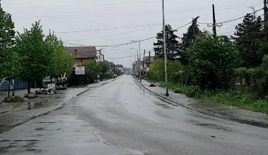 I izoluari për COVID-19 në Pejë ikën nga karantina