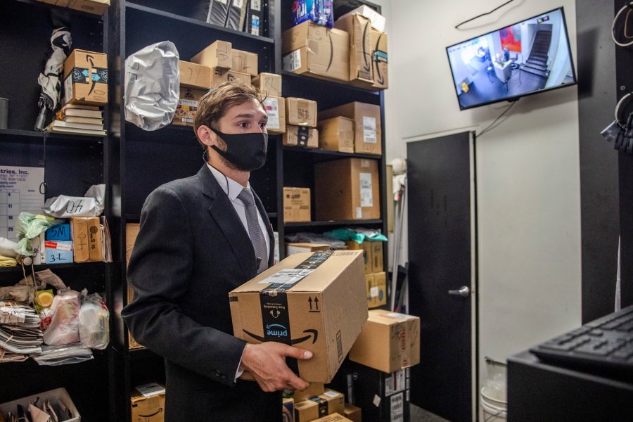 “The New York Times”: Dy vëllezër shqiptarë, heronj të ditëve tona në Manhattan