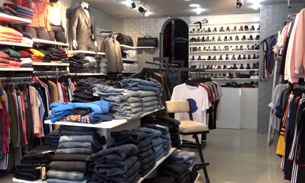 Rihapen qindra biznese, por ende nuk ka shitje