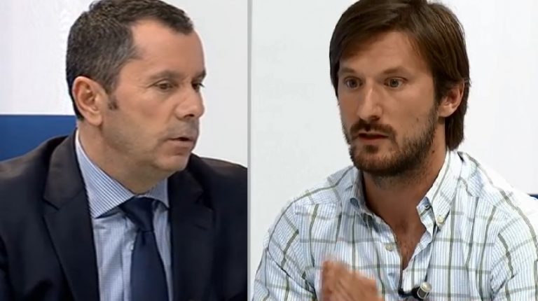 Rrihen pas debatit në studion e RTK-së avokati Tomë Gashi me përfaqësuesin e PSD-së