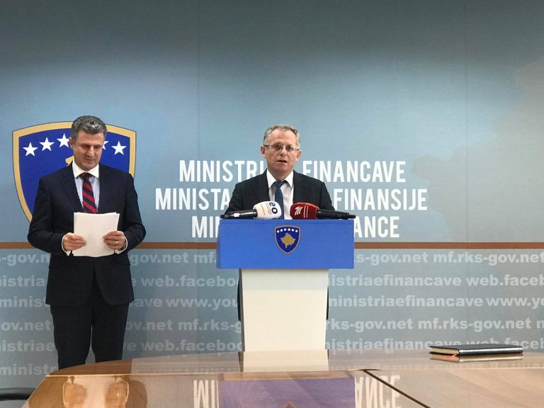 Bislimi prezanton Pakon e Rimëkëmbjes Ekonomike