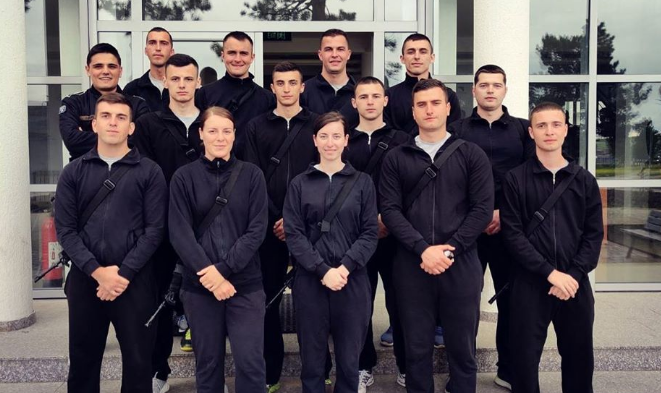 Pjesëtarët e FSK-së: Edhe pse sot s’po festojmë me familjarët pranë, për të gjithë ne, familje është ushtria