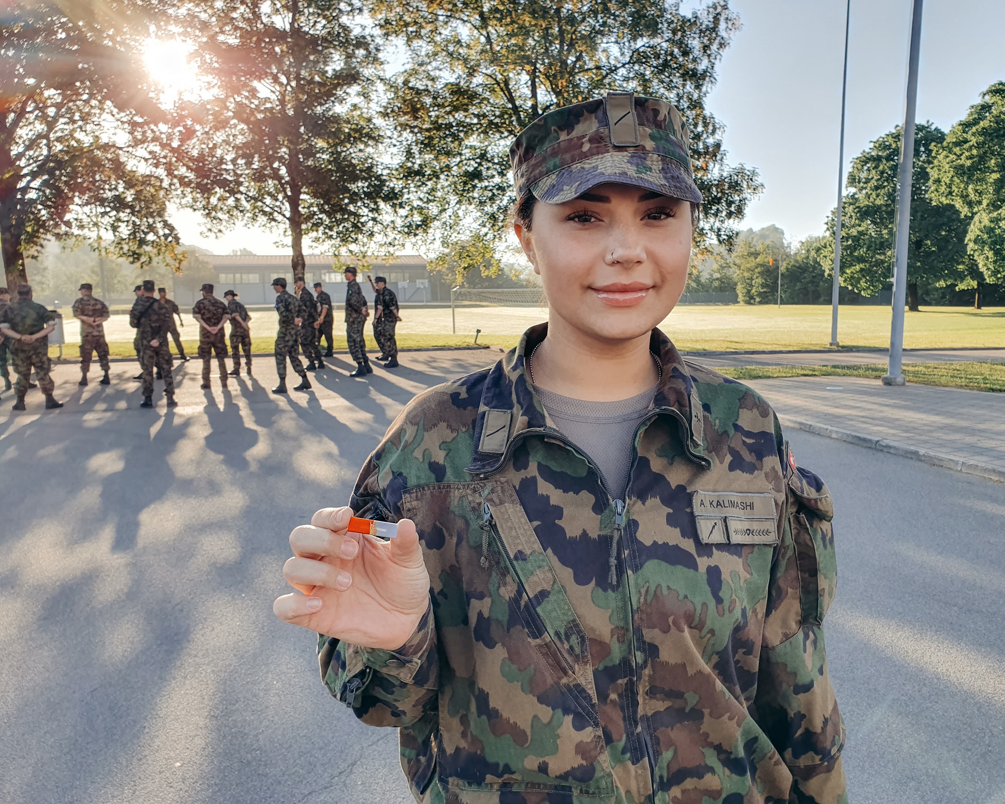 Shqiptarja nderohet nga ushtria e Zvicrës