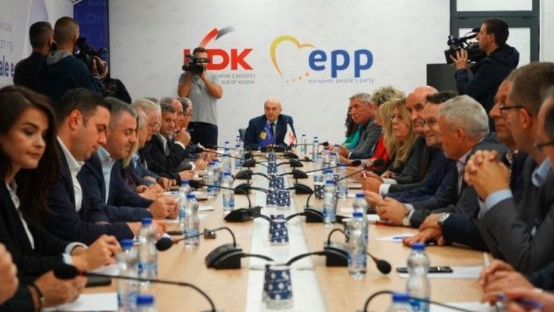 Kur nuk e përkrahi liderin, nuk qëndroj në parti, kështu është deklaruara  Sfarqa