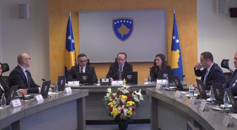 Hoti flet nga qeveria: Do t’i forcojmë miqësitë me partnerët, do t’i kthehemi punës së përditshme