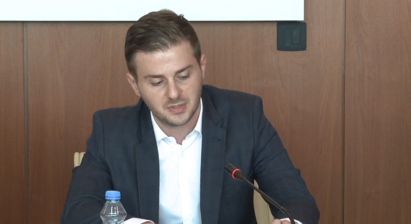 Cakaj: S’ka marrëveshje sekrete dhe as ndarje të Kosovës