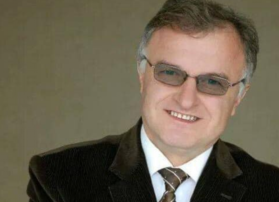 Ky është kosovari i parë që udhëton për Hagë