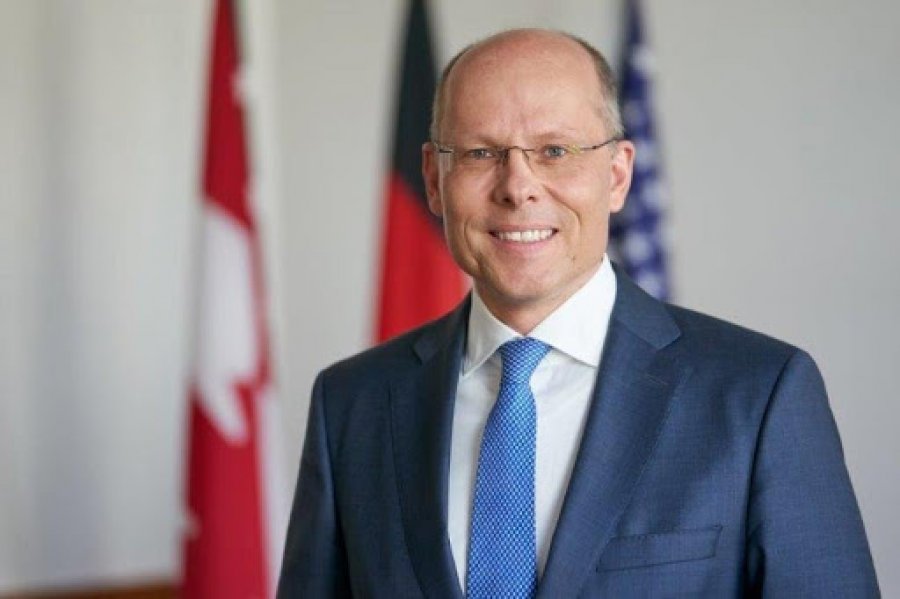 Beyer: Duhet të rifilloj dialogu dhe të arrihet marrëveshja