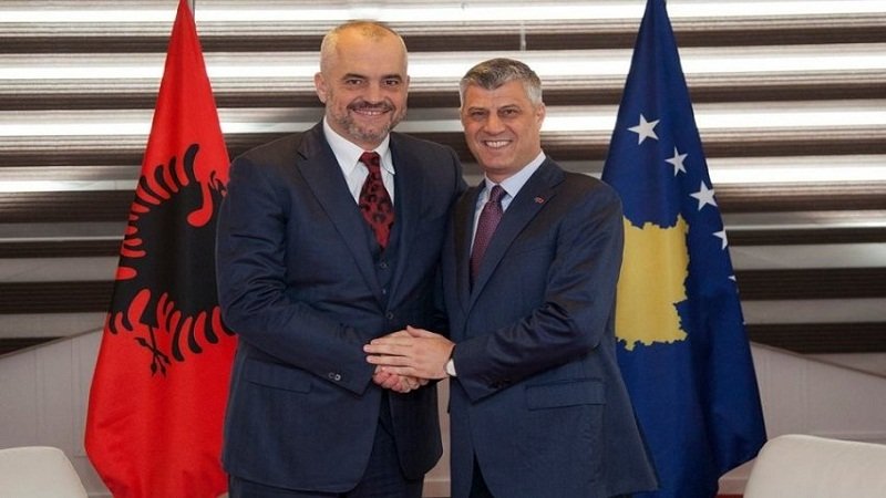 Thaçi dhe Veseli do të shtrojnë darkë për Ramën rreth orës 20:00