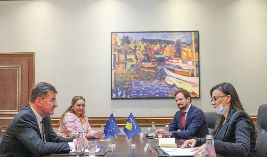 Haradinaj – Stublla kërkon nga BE të shtyjë përpara njohjen e Kosovës edhe nga pesë vendet anëtare