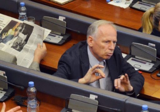 “Nuk do të kandidoj më”, deputeti i LDK-së përshendetet sot me Kuvendin