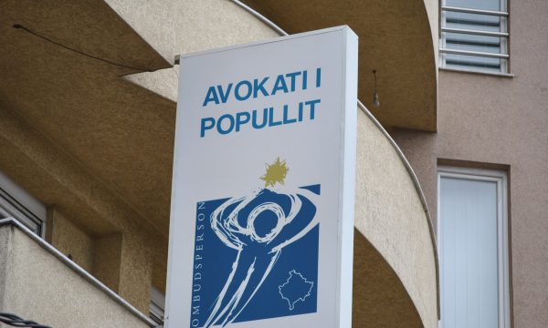 Këta janë të gjithë kandidatët që synojnë pozitën e Avokatit të Popullit