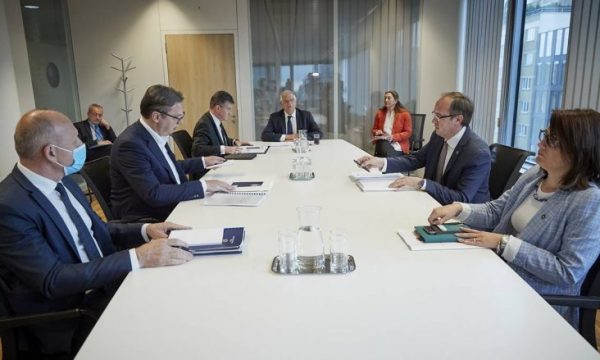 Dialogu teknik si “kurth” që stërzgjat dialogun politik Kosovë – Serbi