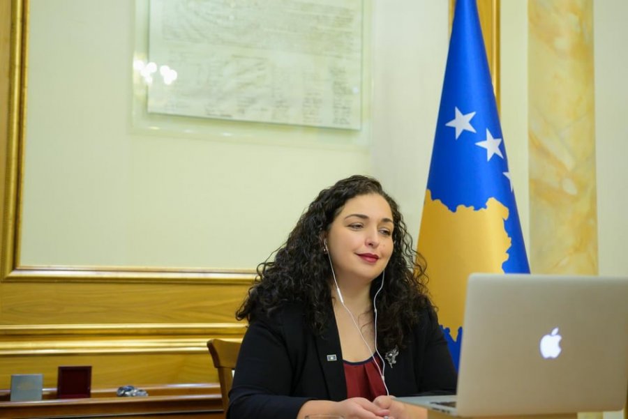 Presidentja Osmani bisedë telefonike me presidentin Gjukanoviq, e fton atë ta vizitojë Kosovën