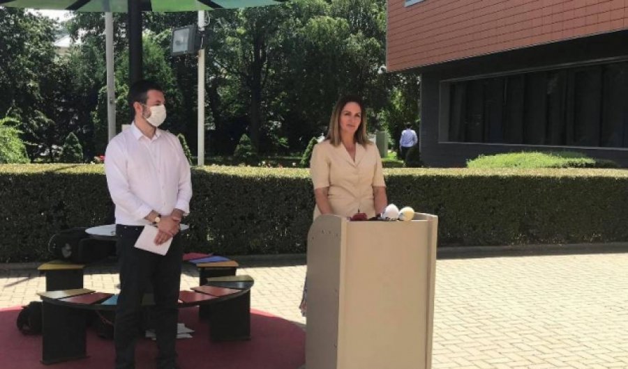 VV: Qeveria Hoti jolegjitime dhe në shërbim të Hashim Thaçit