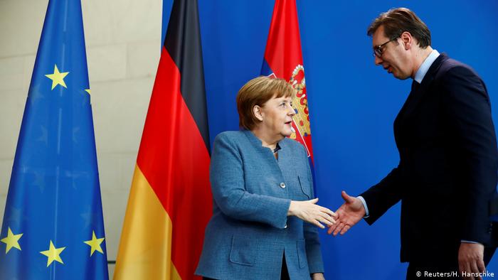 Takimet në Washington e Bruksel – Vuçiq diskuton me Merkel
