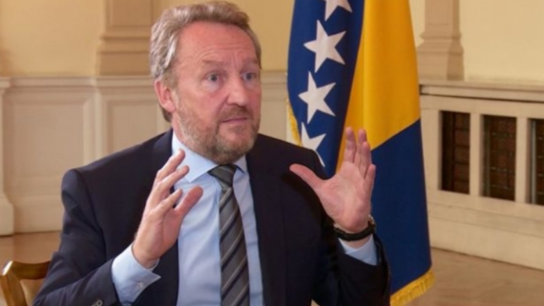 Izetbegoviq: Serbia kreu krime në Bosnjë e Kosovë dhe në fund u shpërblye nga bota