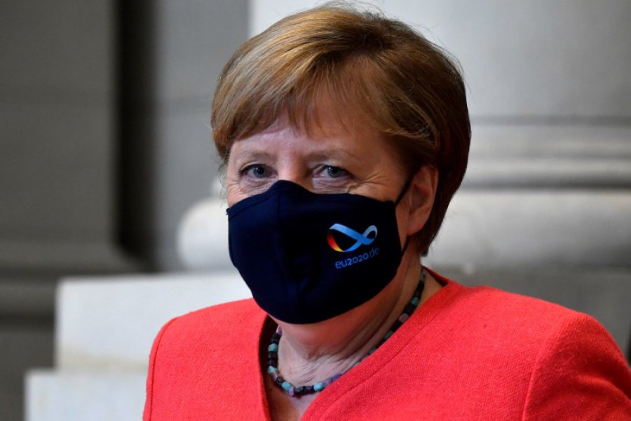 Kancelarja gjermane Angela Merkel jep alarmin: Gjermania rrezikon të ketë mbi 19 mijë raste ditore me COVID 19
