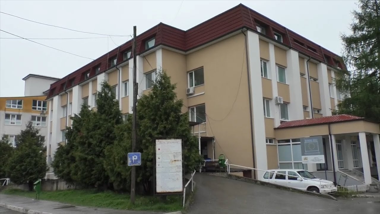 Shkon për vizitë në Spitalin e Gjakovës, i moshuari vdes në zyrën e administratës