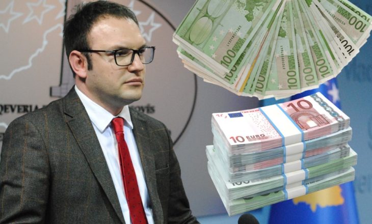Nga 14 mijë euro borxhe, sivjet asnjë detyrim financiar – Kjo është pasuria e drejtorit të AKI-së