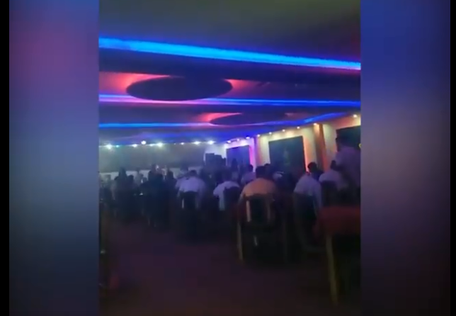 Në Vushtrri vazhdon “festa”, lokalet nuk po e ndalin punën