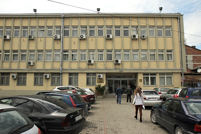 Prizren, 30 ditë paraburgim për tre të dyshuar për shitje të drogës