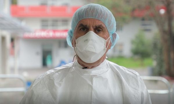 Mjeku shqiptar ka një apel për kosovarët që zgjedhin Shqipërinë për pushime: Mos u nisni këtej nëse…