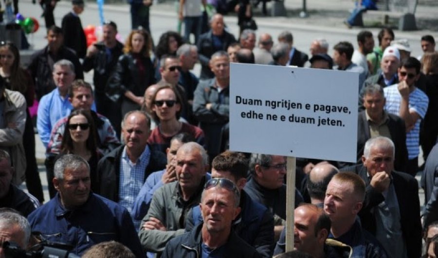 SRKEK-u thirrje deputetëve ta votojnë pakon e rimëkëmbjes ekonomike