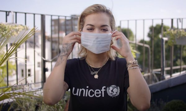 Rita e shqetësuar për rastet me COVID-19: Unë po mbaj maskë që të mund të vij në Kosovë