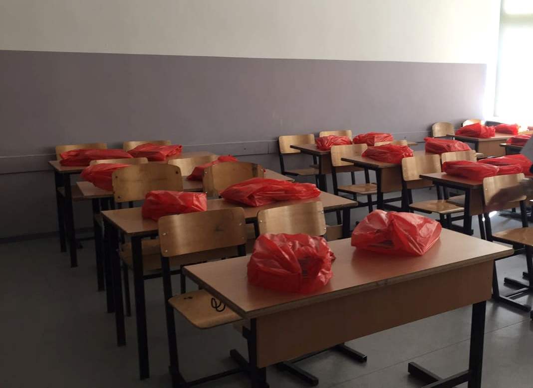 Prej nesër nis procesi mësimor, kështu do të duken shkollat nga brenda