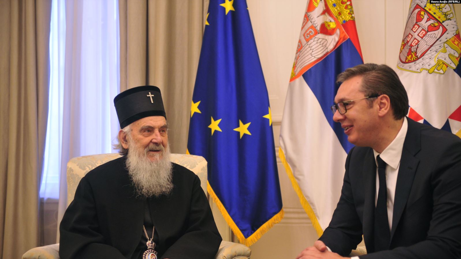 Vuçiq e informon patriarkun Irinej për dialogun me Kosovën