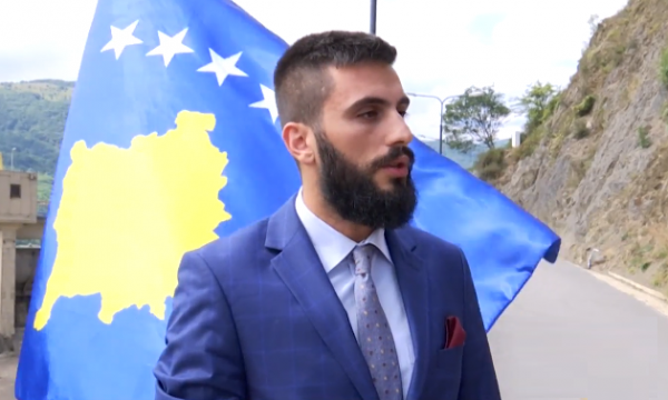 Qytetari që vendosi flamurin e Kosovës në Ujman tregon arsyen e veprimit të tij