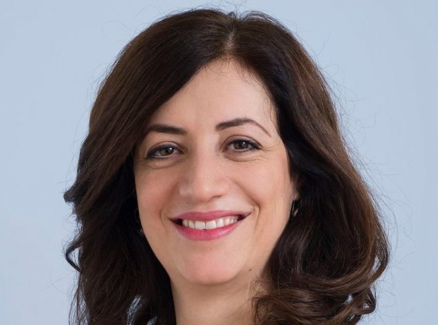 Fanaj e fillon mandatin e saj si kryeparlamentare e Luzernit me moton “bukë, kripë dhe zemër”