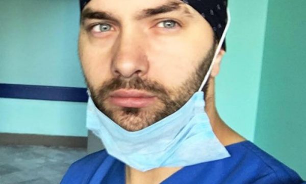 E pazakontë: gjobitet mjeku që punoi në intensivën e koronavirusit