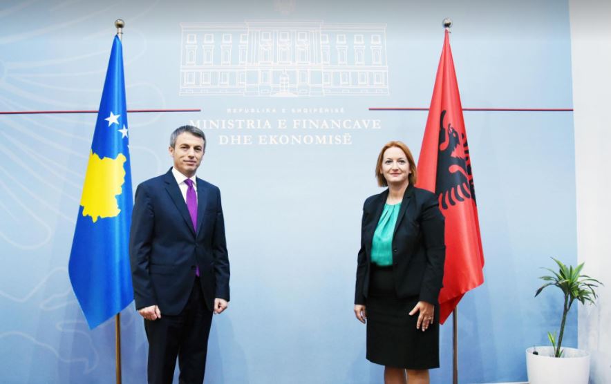 Shqipëria dhe Kosova arrijnë marrëveshje për mobilitetin në punë