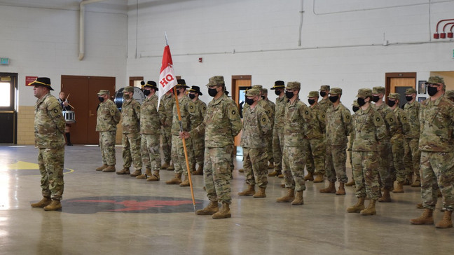 Afër 100 ushtarë amerikanë nisen për shërbim në Kosovë