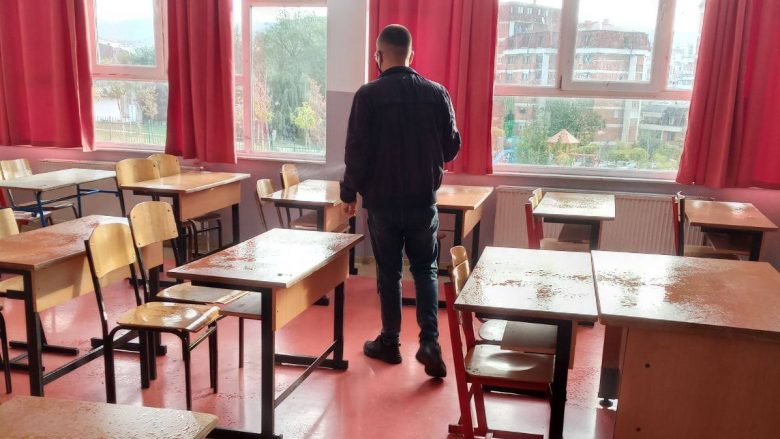 Konfirmohet një rast me COVID-19 në shkollën “Ismail Qemali”, nxënësit hyjnë në izolim