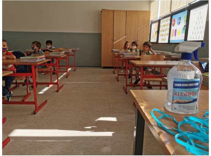 Covid-19 mbyll edhe një shkollë në Dragash, katër mësimdhënës dhe një nxënës dalin pozitiv