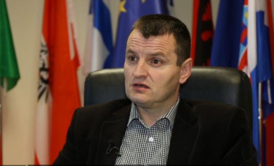 Jep dorëheqje Driton Lajçi, drejtori i zyrës për mbrojtje juridike për të akuzuarit e Speciales