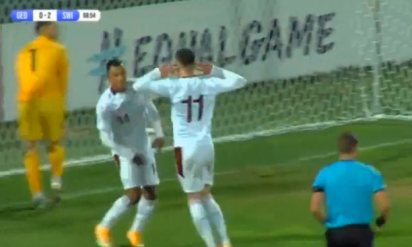 E priste Kosova, talenti shqiptar luan dhe shënon për Zvicrën