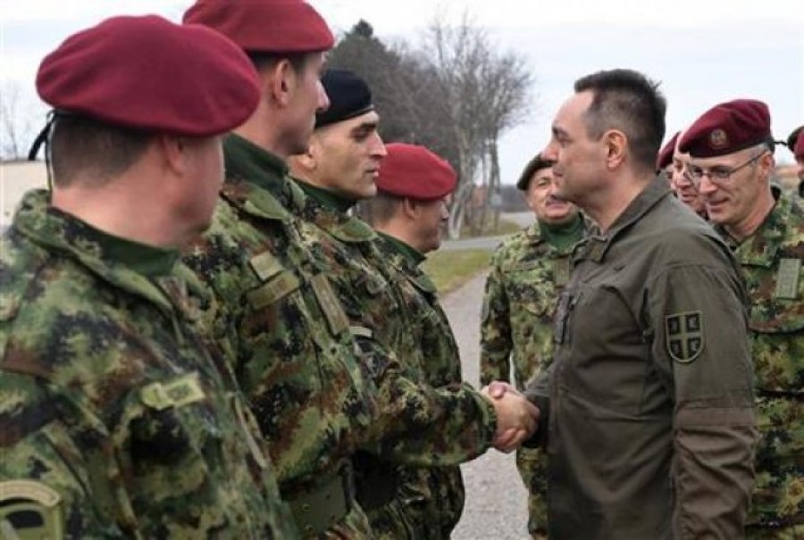 Qeveritarët serbë vazhdojnë me fyerje ndaj shqiptarëve