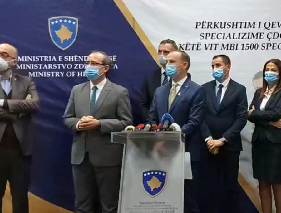 Hoti: Mashtruesit e keqpërdoruesit nuk kanë vend në institucionet publike