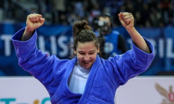 Tjetër medalje për Kosovën, Loriana Kuka e bronztë në Budapest