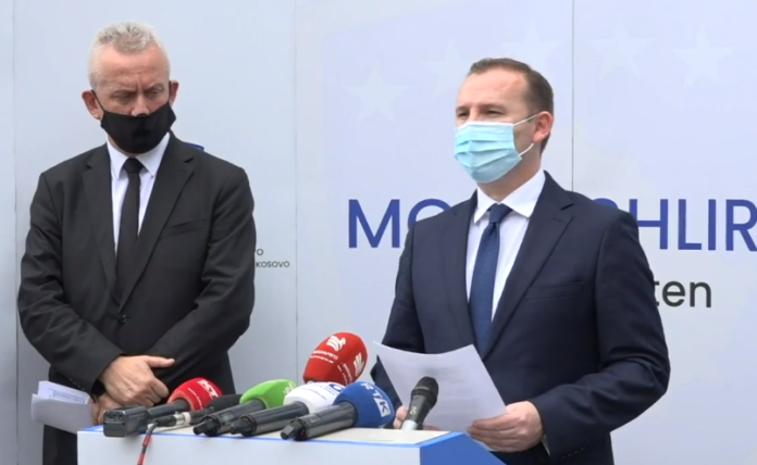 A është maska e obligueshme në rrugë? Zemaj i reagon drejtorit të Policisë