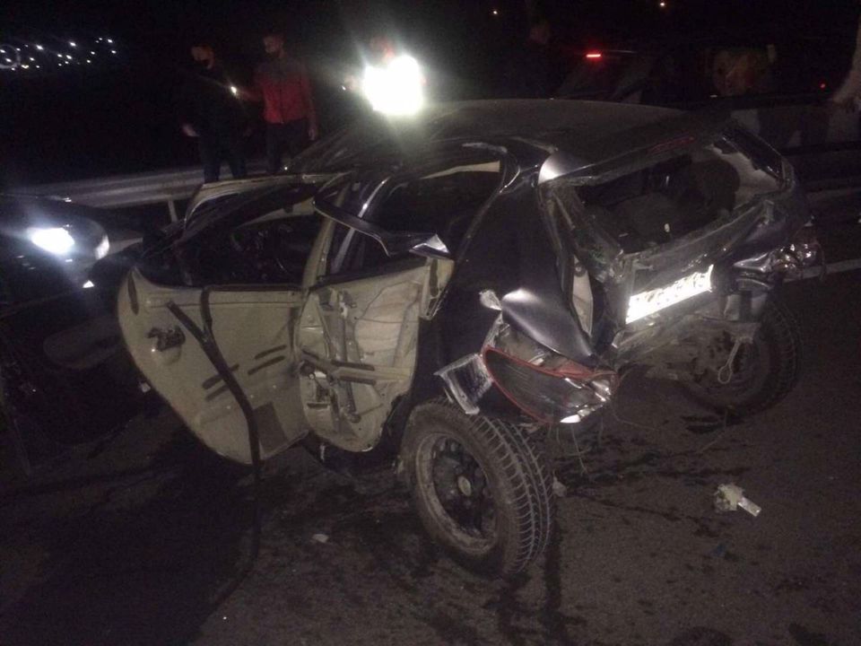 Pjesëtarët e FSK-së i shpëtojnë jetën disa qytetarëve të aksidentuar në Skenderaj
